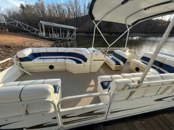 2007 Bentley Pontoon