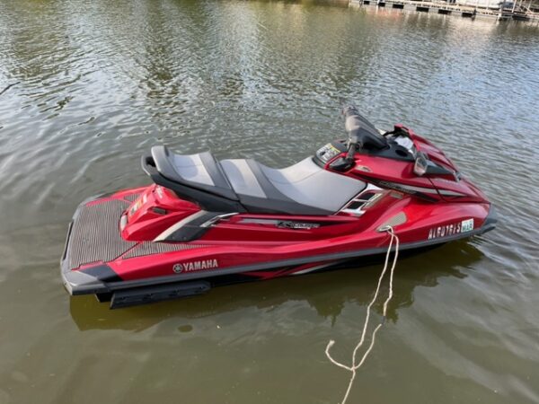 Red 2014 Yamaha FX Cruiser