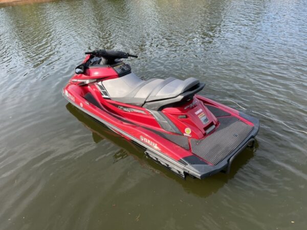 Red 2014 Yamaha FX Cruiser